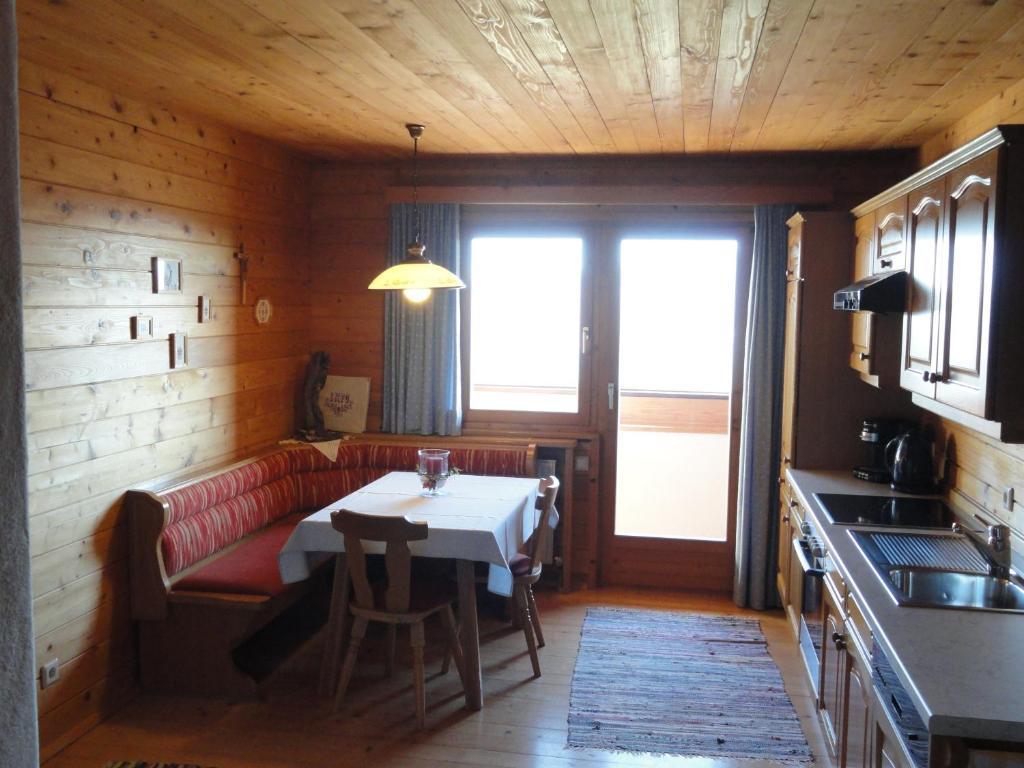 Baby- Und Kinderhof Aicherbauer Seeham Εξωτερικό φωτογραφία